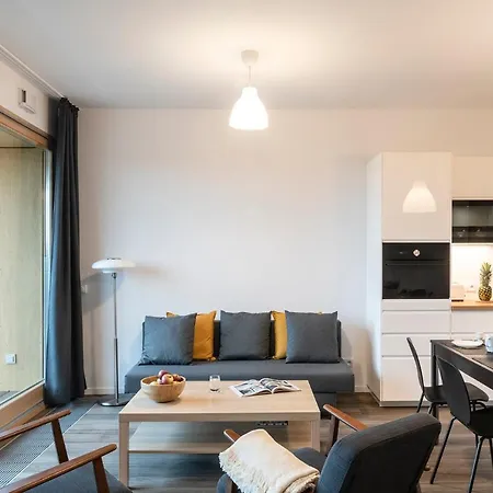 Shortstaypoland Kolejowa * Warschau